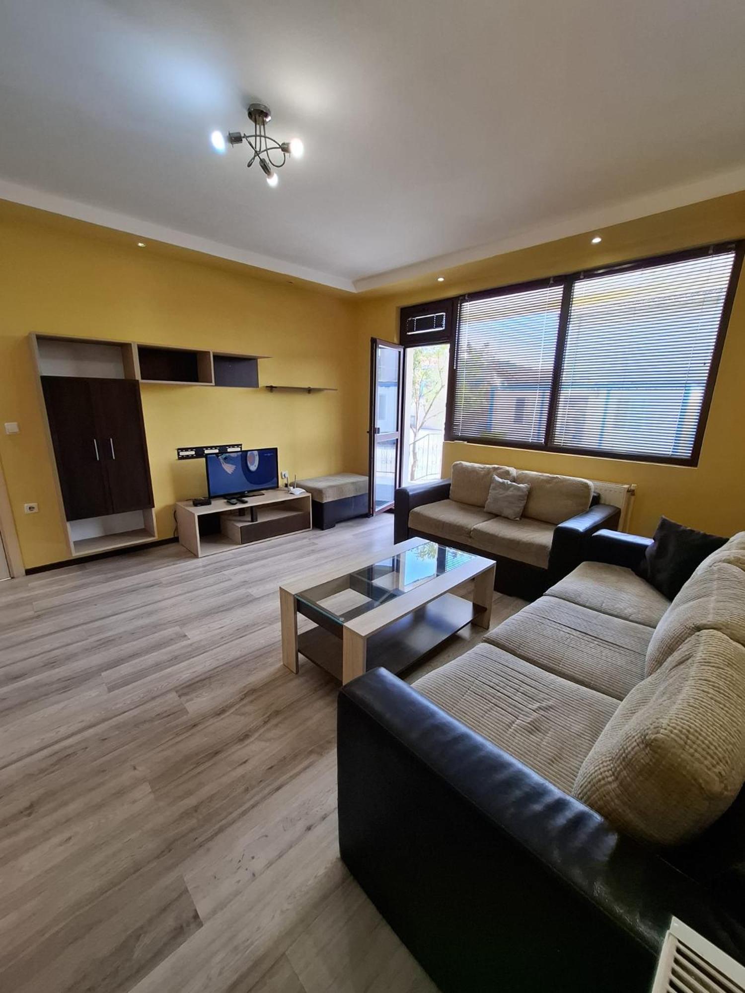 Guest Rooms Simona 2 Opanets Ngoại thất bức ảnh