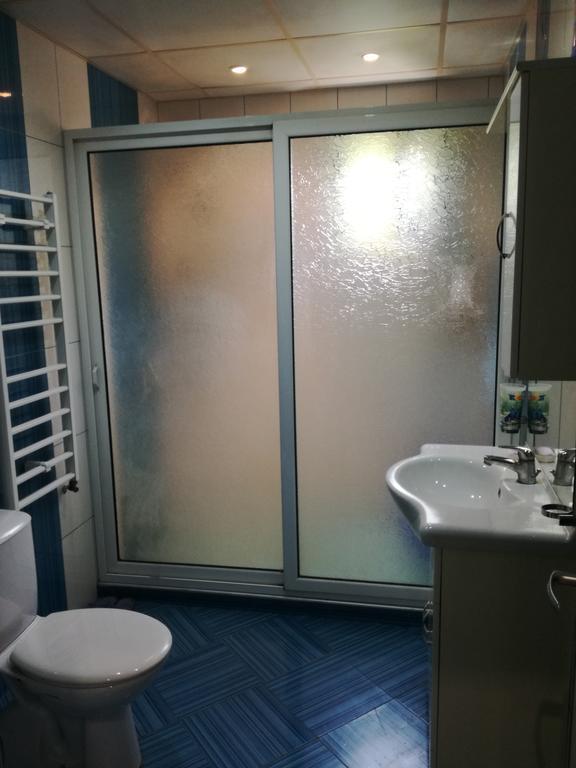 Guest Rooms Simona 2 Opanets Ngoại thất bức ảnh