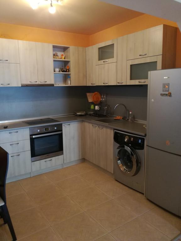 Guest Rooms Simona 2 Opanets Ngoại thất bức ảnh